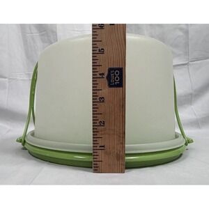 Vintage TUPPERWARE Layered Cake Carrier 9" Diameter Rare Lime Green